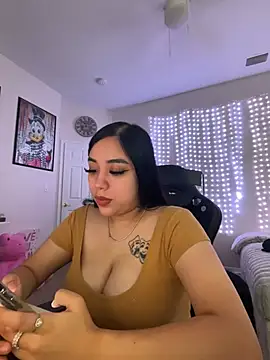 XXX chat uživo modela DSLSHAWTY
