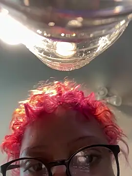jojosbizarrelyf's Webcam Show