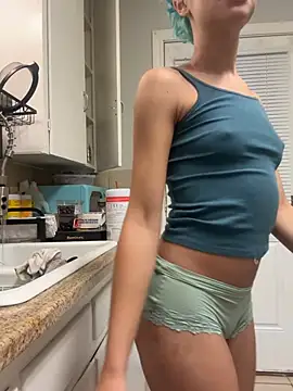 jojosbizarrelyf's Webcam Show