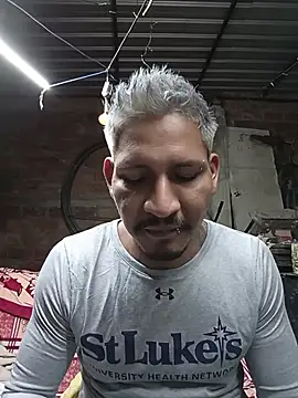 Pertunjukan Kamera Web cielo420