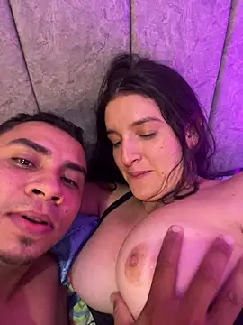 Violett_hott_ Show in webcam