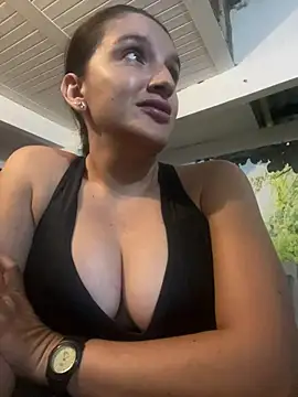 Violett_hott_のウェブカメラショー