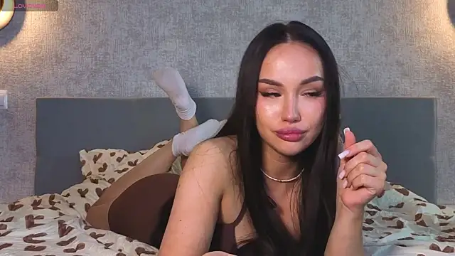LushMirai webkamerás műsora