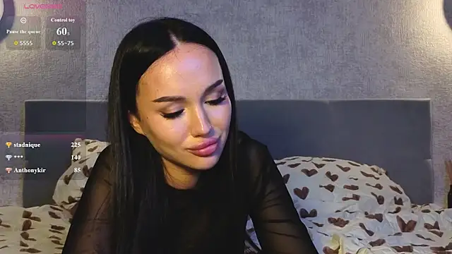 LushMirai webcam show