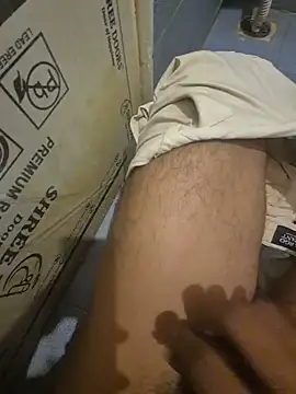 Sweetdesiboy Show in webcam