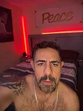 Show modela wolfbucker na web-kameri
