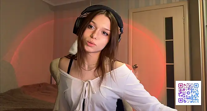 Show modela MilaMiuu na web-kameri