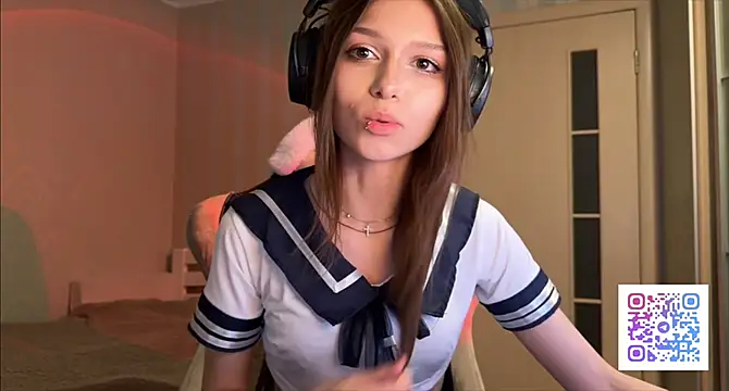 MilaMiuu Show in webcam