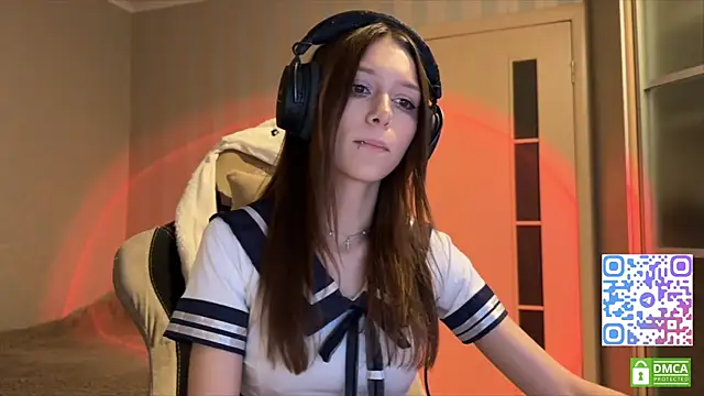 MilaMiuu Adlı Modelin Canlı XXX Sohbeti