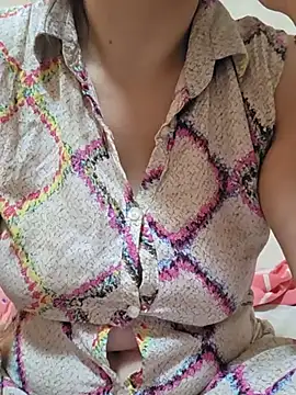 Yousra_soso Adlı Modelin Canlı XXX Sohbeti