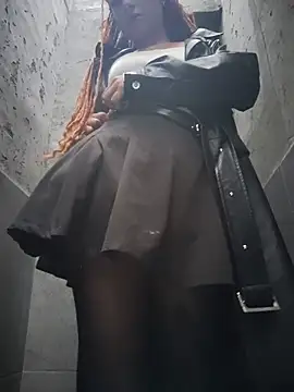Cataleya_16's Live XXX Chat