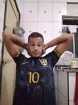 Show de Magrinhodelicia011 na webcam