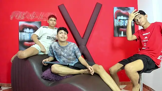 Вебкам-шоу AVENGER_BOYS2026