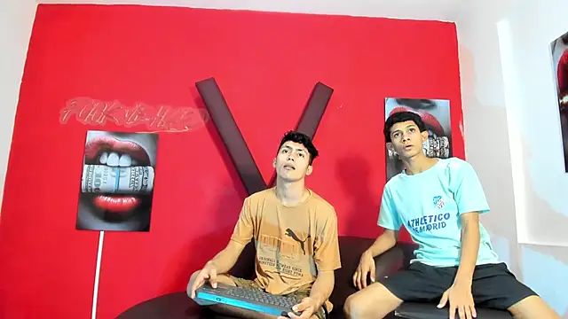 Show modela AVENGER_BOYS2026 na web-kameri