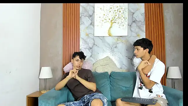 AVENGER_BOYS2026 Pertunjukan Webcam