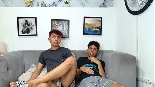 Show webcam de AVENGER_BOYS2026