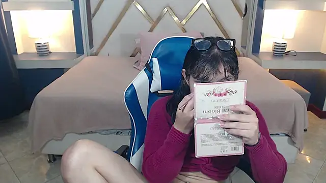 lilith_ayanami Show Webcam