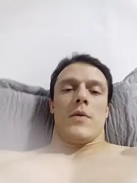 RAFAELQUINTEROSCAVALHEI's Webcam Show
