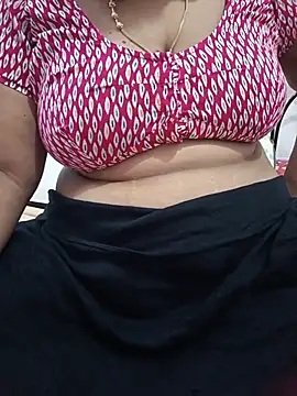 Show modela Kalaitamil01 na web-kameri