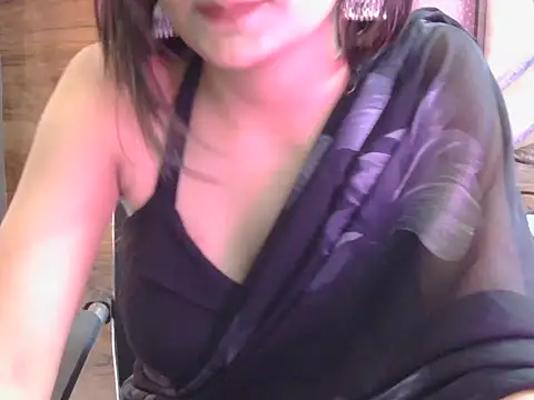 miss-riyaa's Webcam Show