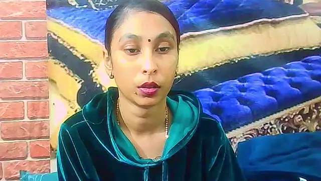 IndianSexyButt Chat XXX live