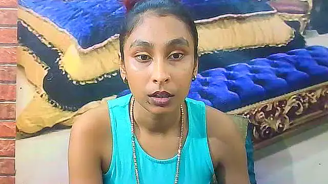 IndianSexyButt Live XXX Chat