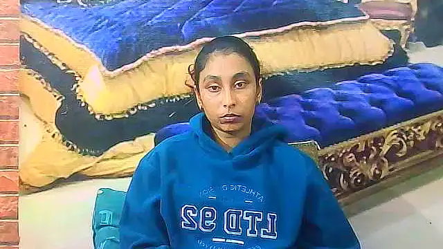 IndianSexyButt XXX чат на живо
