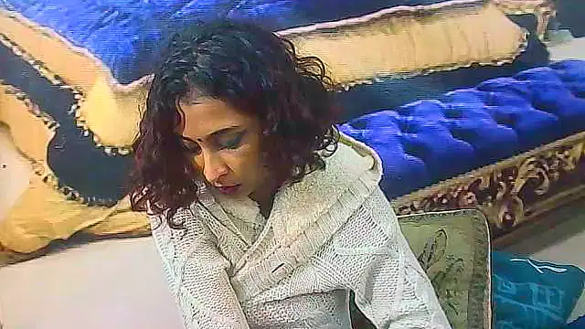 Chatroom XXX en direct de IndianSexyButt