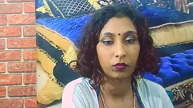 Chat XXX ao vivo de IndianSexyButt