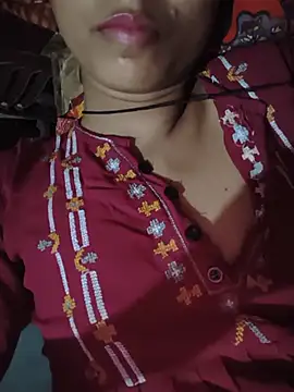 babycharu Adlı Modelin Canlı XXX Sohbeti