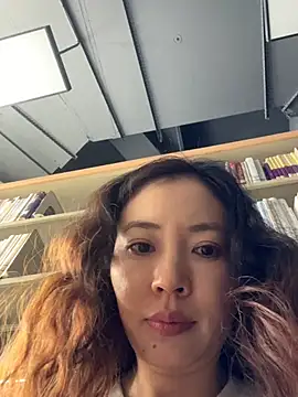 mimi_181 在線直播表演