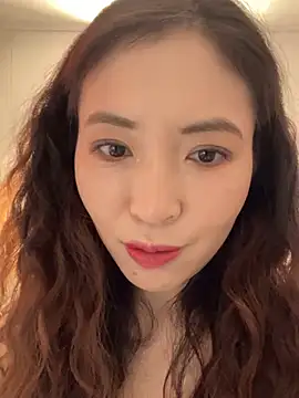 mimi_181 在線直播表演