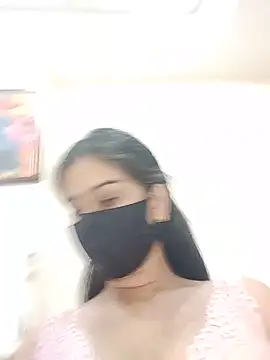Pikachugirl054's Webcam Show