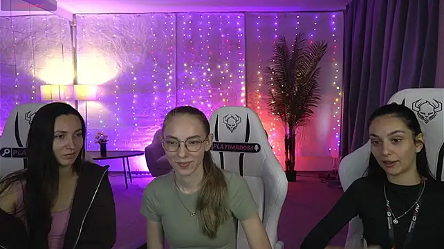 Mila_Rose054 webkamerás műsora