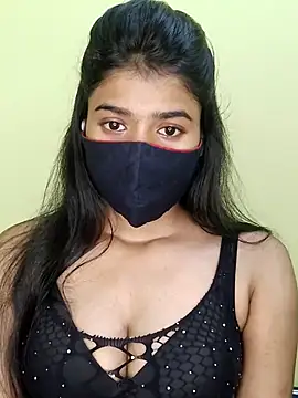 Chat soba uživo modela trinasa
