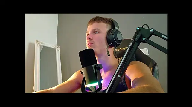 dennisdillon webkamerás műsora