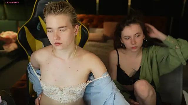 Orly_flame Webcamshow