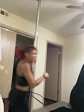 הופעת וובקאם של Tamiii420