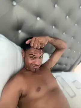 ZF-Athlete Show in webcam