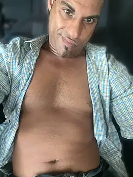 Show de ZF-Athlete na webcam