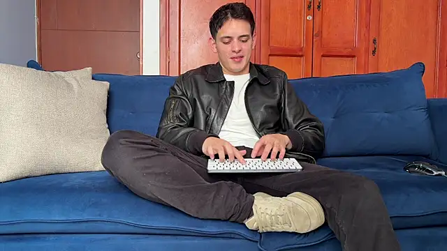 Enzho_liam – webcam-show