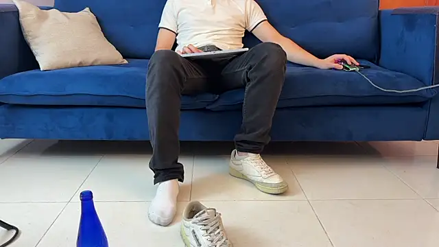 Enzho_liam 在線直播表演