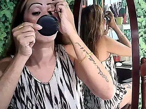 Simplewild21 webcam show