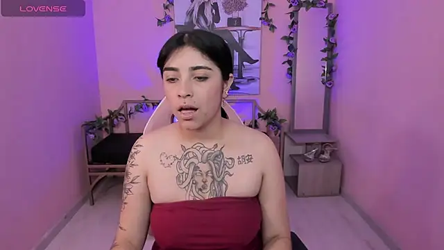 Chat XXX en directo de Adri_gomez_x