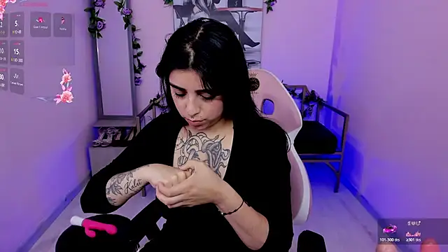 Adri_gomez_x's Webcam Show