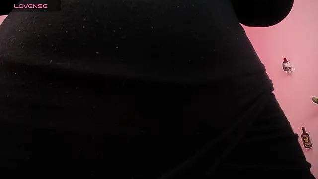Adri_gomez_x's Webcam Show