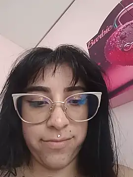 Adri_gomez_x Show in webcam