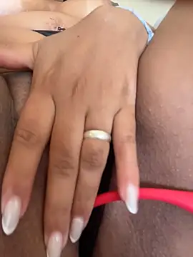 Show de webcam de ZahraAmira_