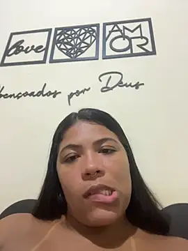 Show de ZahraAmira_ na webcam