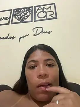 Show de ZahraAmira_ na webcam